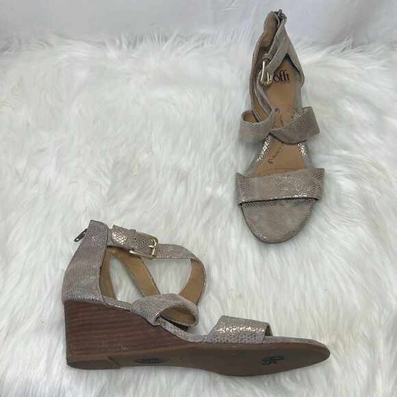 Sofft Innis Metallic Silver Textured Leather Cross Strap Wedge Sandals S… - Picture 1 of 6